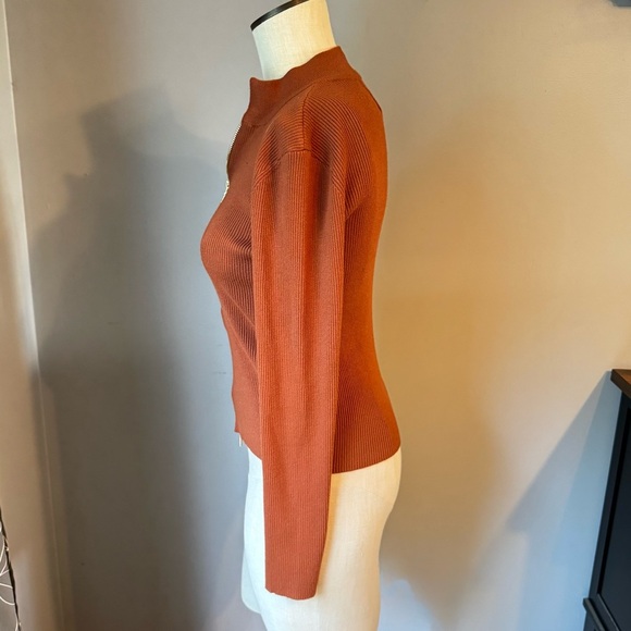 Alexia Admor Samantha Ribbed Double Zip Mock Neck Brown Classic Sweater Sz M - Picture 3 of 12